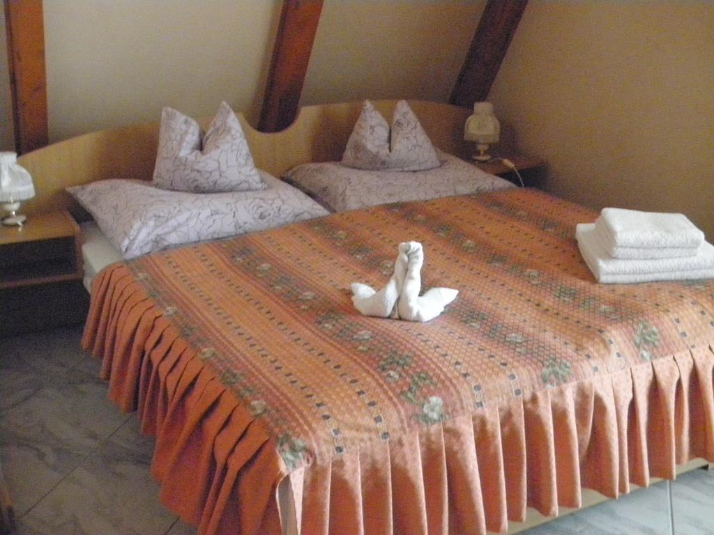 Bed and Breakfast Kristaly Apartman Hévíz Exteriér fotografie